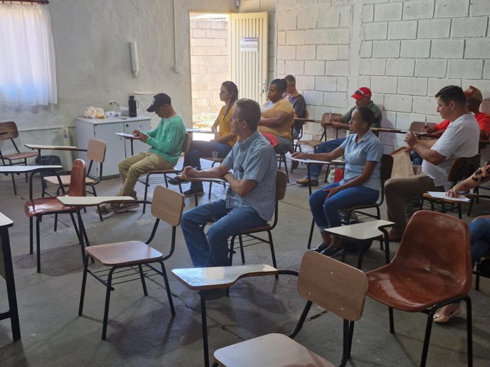 Os cursos do Sindicato Rural do Vale do Rio Grande em parceria com o SENAR (Serviço Nacional de Aprendizagem Rural) e a FAESP (Federação da Agricultura de São Paulo) ministraram em Colina,