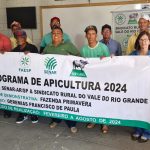 A cidade de Colina que pertence a área territorial do SIRVARIG (Sindicato Rural do Vale do Rio Grande) está recebendo o curso de Apicultura, módulo 1