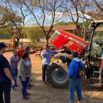 A cidade de Colina recebeu na últiam semana entre os dias 22 a 24 e entre os dias 25 e 26, os cursos do SENAR (Serviço Nacional de Aprendizagem Rural) voltado para as áreas de manutenção de tratores agrícolas e operação de tratores agrícola. Os cursos foram realizados na Fazenda Coodelaria Paulista, em Colina