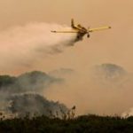 Um levantamento realizado pelo Centro de Gerenciamento de Emergências da Defesa Civil do estado de SP (CGE), apontou que o intenso trabalho realizado pelo Gabinete de Crise do Governo de SP durante o fim de semana, aliado à chegada da frente fria reduziu em 88% os focos de incêndio no estado de SP.