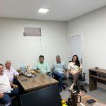 Uma reunião realizada na tarde de segunda-feira (2), na sede da empresa Barretos Inteligente, definiu o início da implantação das câmeras de monitoramento da zona rural de Barretos.